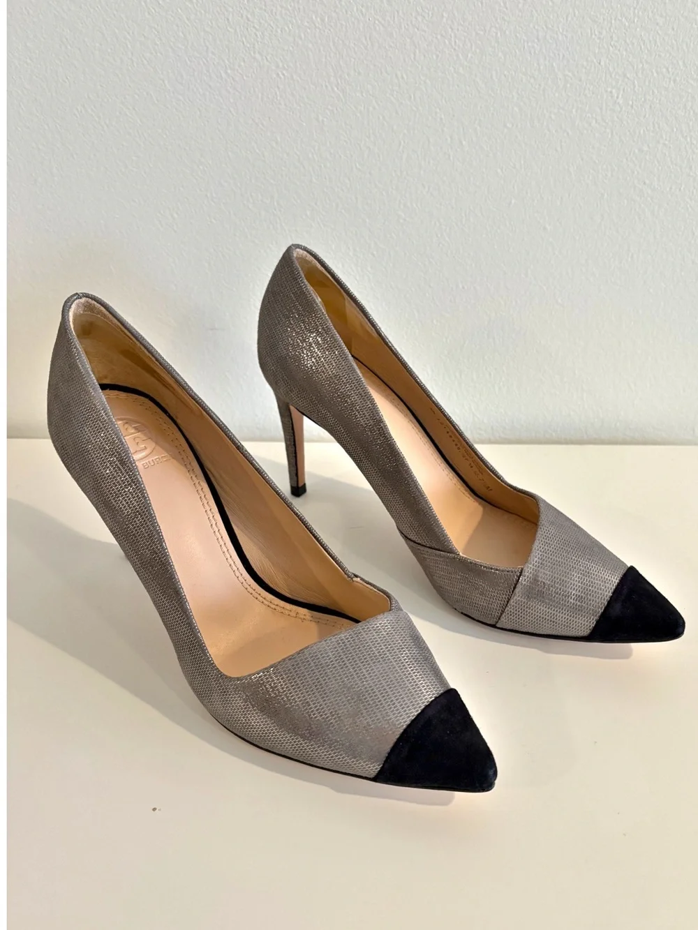 Tory Burch || Shaila Pewter Metallic Pump Cap Toe Silver Black 7.5
